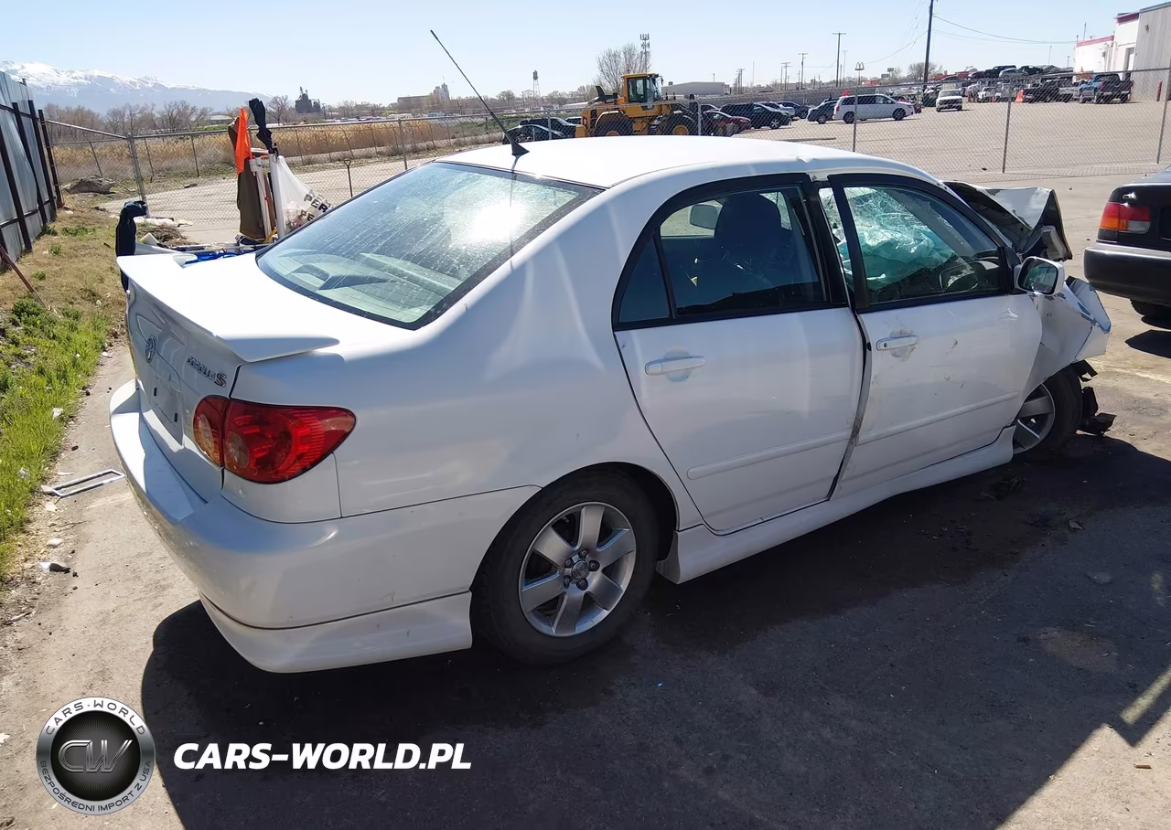 2008 Toyota Corolla S VIN:1NXBR32E28Z967136 - 4