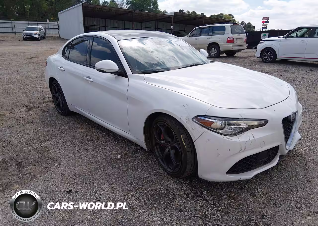 2017 Alfa Romeo Giulia Ti Awd