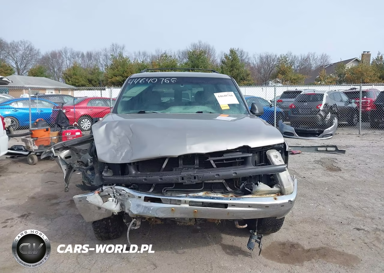 2001 Chevrolet Tahoe Ls VIN:1GNEC13T61J254503 - 13