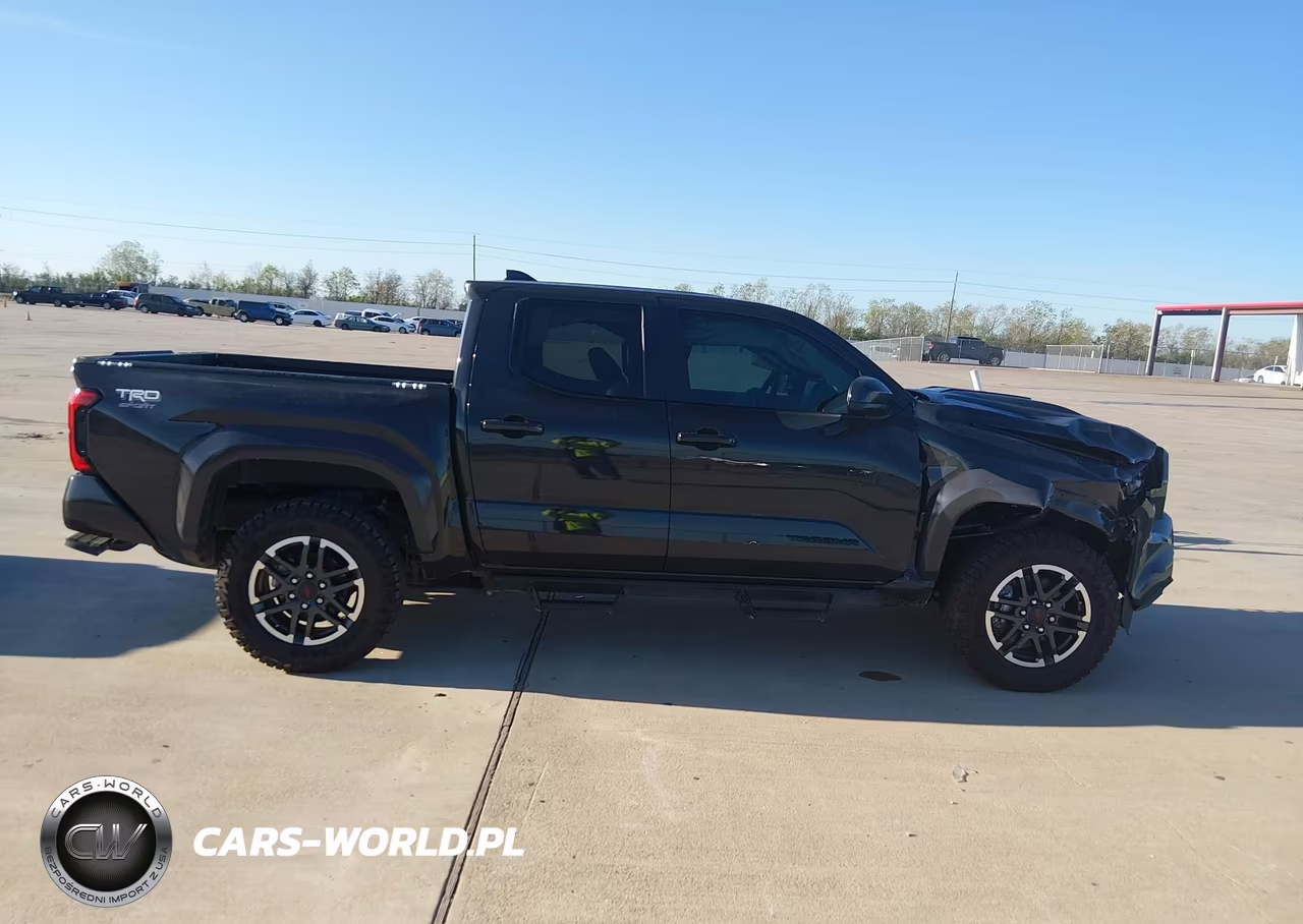 2025 Toyota Tacoma Trd Sport VIN:3TMLB5JN7SM108386 - 13