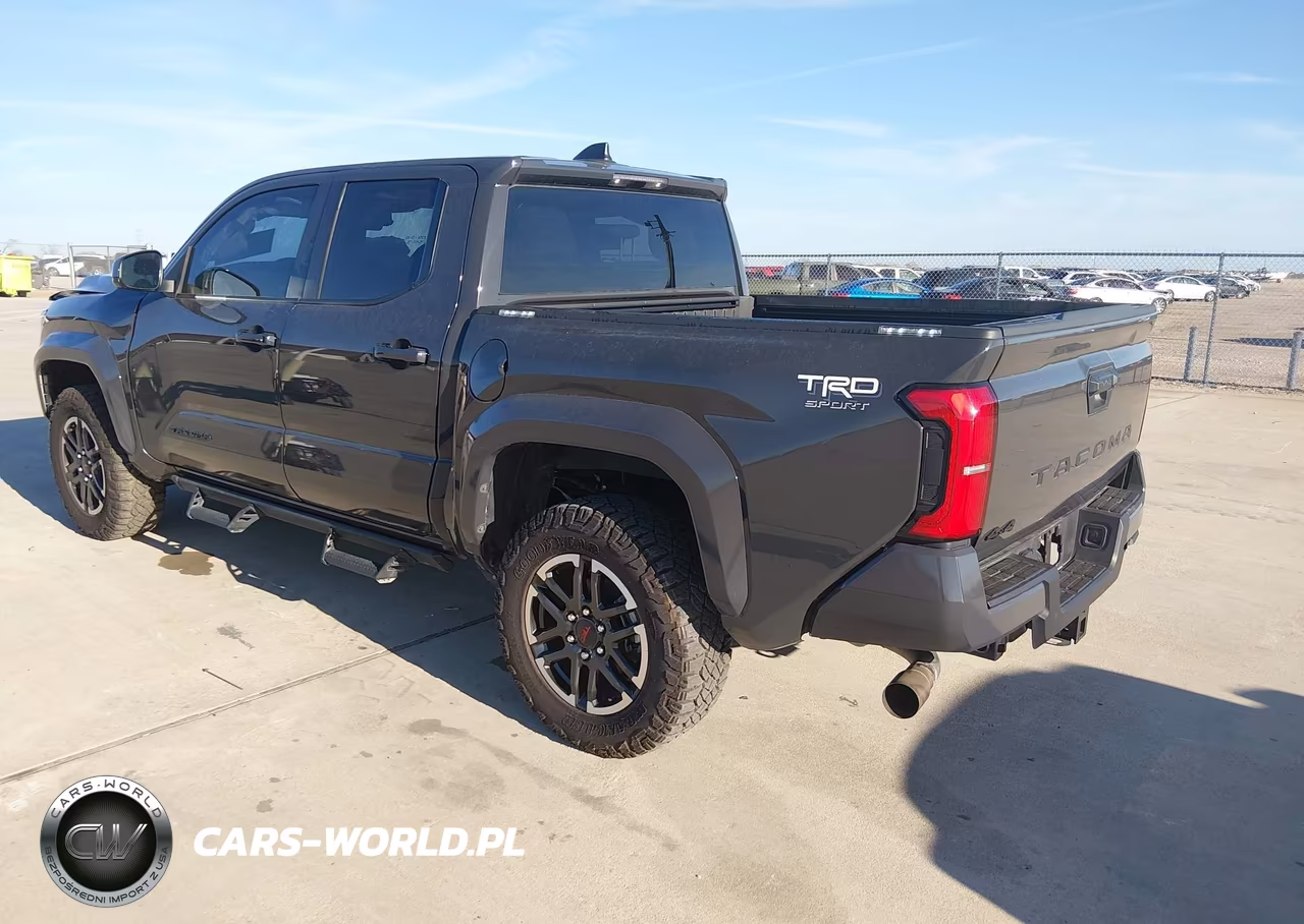 2025 Toyota Tacoma Trd Sport VIN:3TMLB5JN7SM108386 - 3