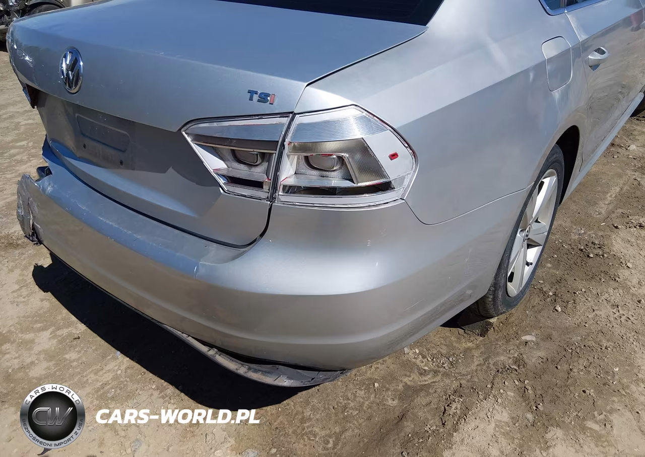 2015 Volkswagen Passat 1.8T Limited Edition VIN:1VWAT7A32FC086204 - 20