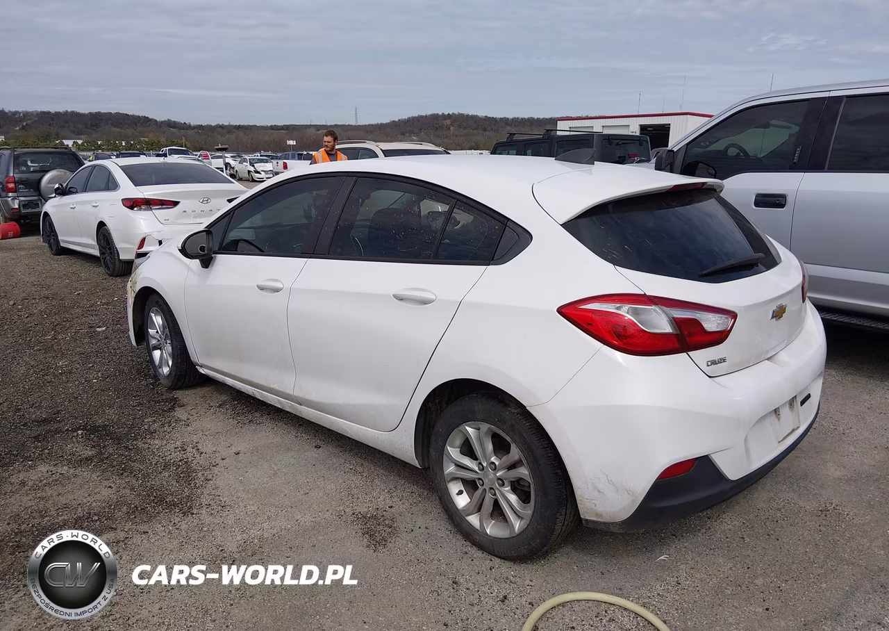 2019 Chevrolet Cruze Ls VIN:3G1BC6SM9KS595325 - 14