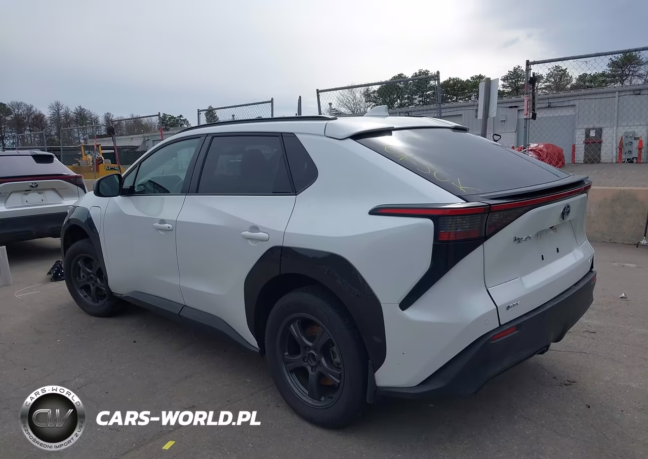 2024 Toyota Bz4X Xle VIN:JTMABACA9RA057314 - 3