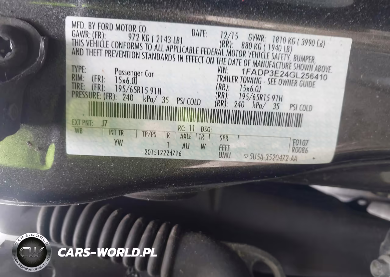 2016 Ford Focus S VIN:1FADP3E24GL256410 - 9