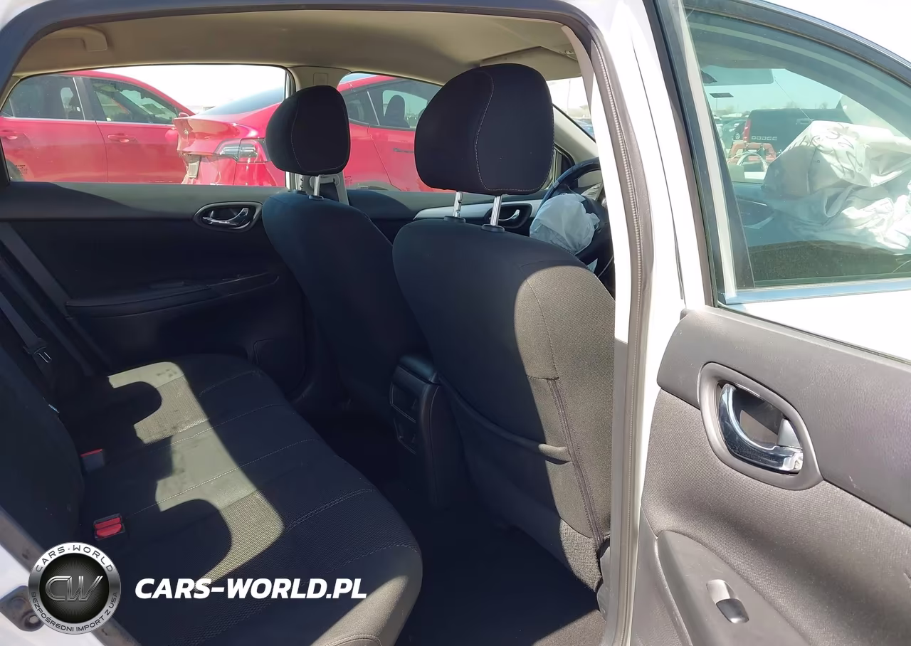 2018 Nissan Sentra S VIN:3N1AB7AP5JY334022 - 8
