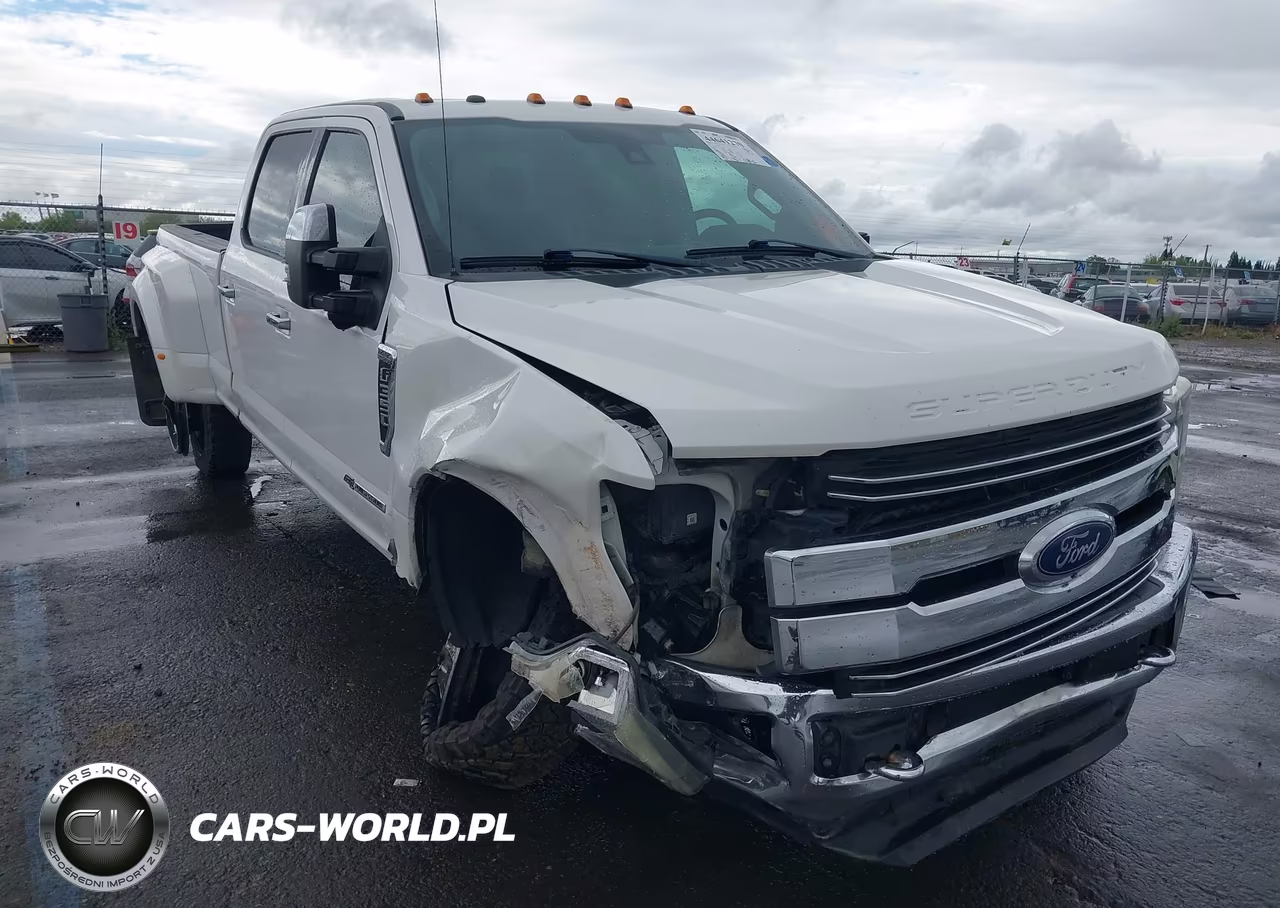 2017 Ford F-350 Lariat