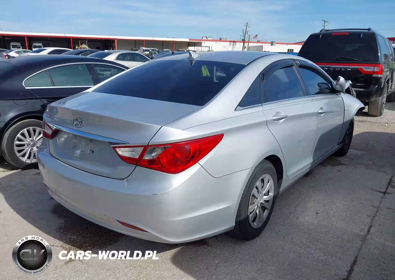 2011 Hyundai Sonata Gls VIN:5NPEB4AC5BH030309 - 4