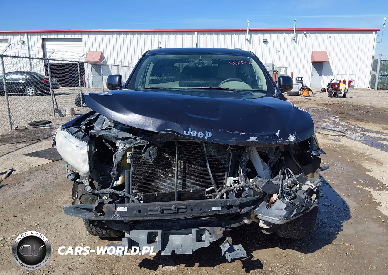 2012 Jeep Grand Cherokee Laredo VIN:1C4RJFAG6CC270517 - 13