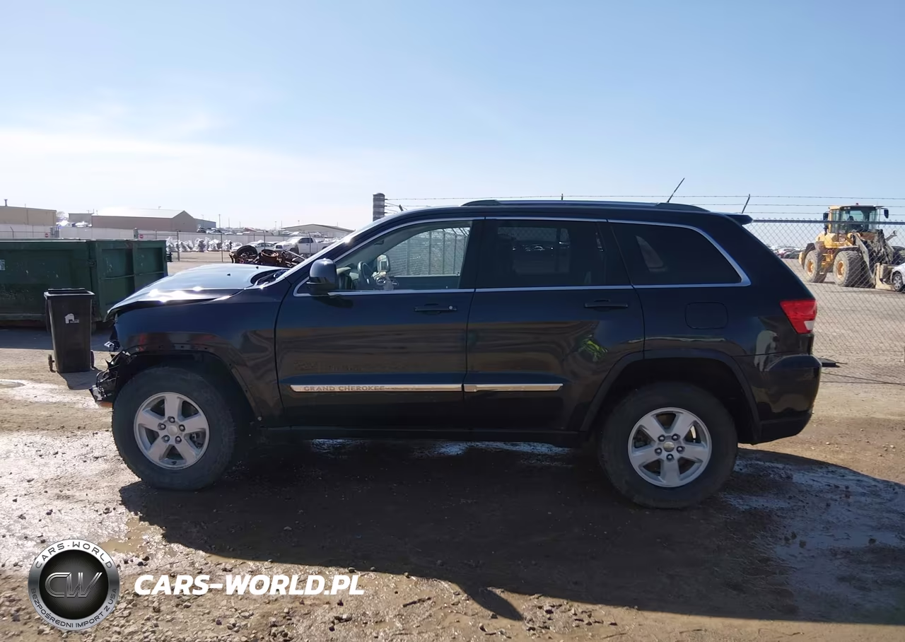 2012 Jeep Grand Cherokee Laredo VIN:1C4RJFAG6CC270517 - 15