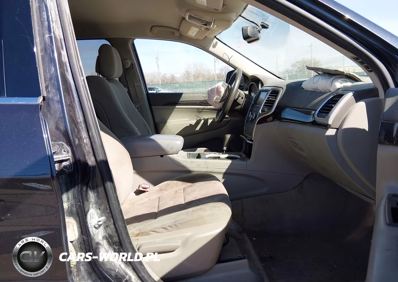 2012 Jeep Grand Cherokee Laredo VIN:1C4RJFAG6CC270517 - 5