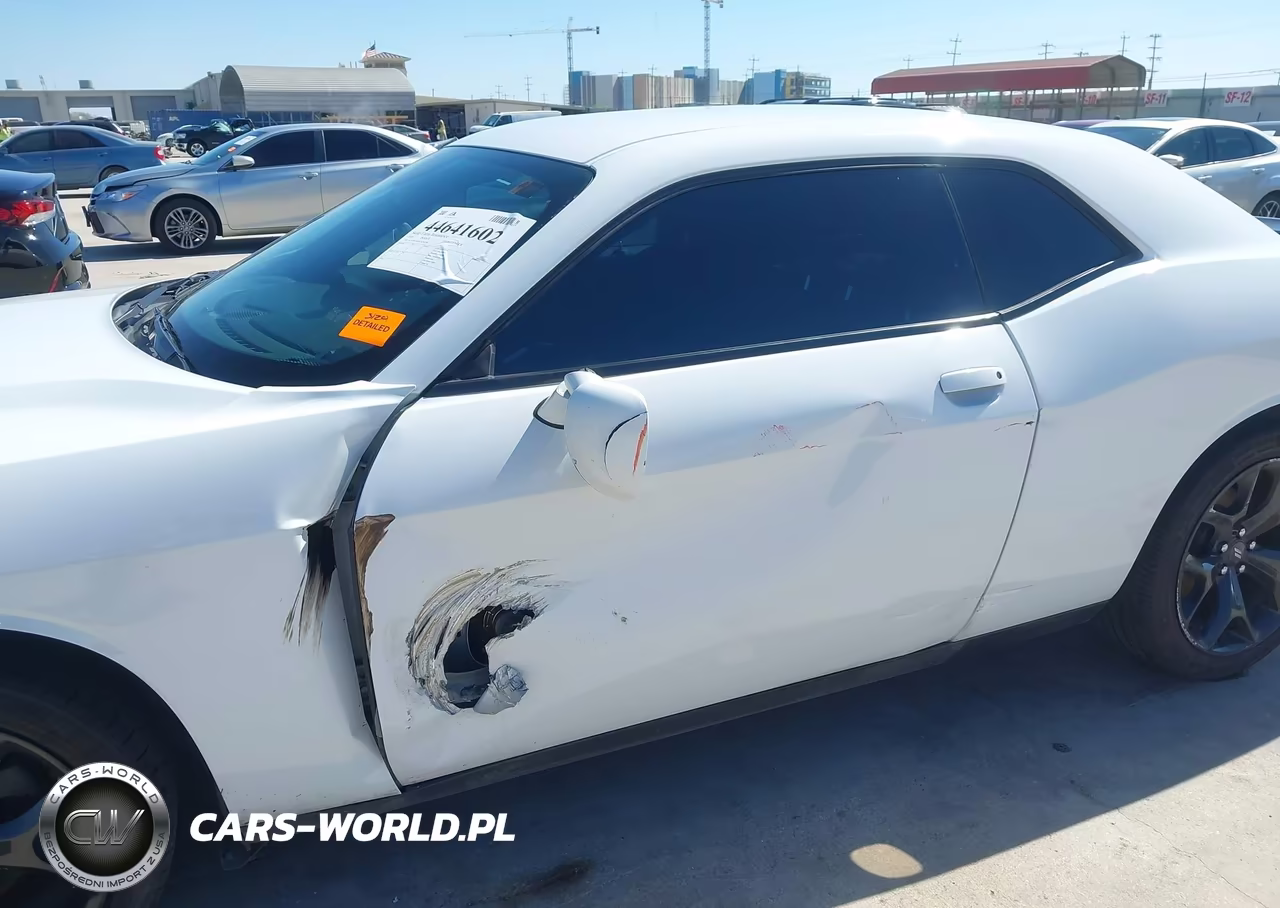2020 Dodge Challenger Sxt VIN:2C3CDZAGXLH240288 - 6