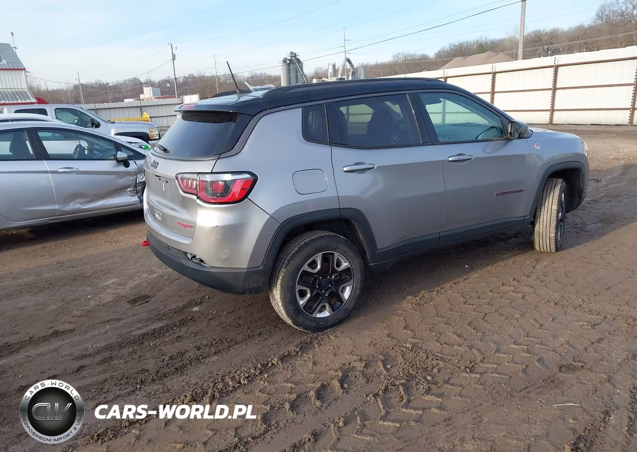 2018 Jeep Compass Trailhawk 4X4 VIN:3C4NJDDB7JT232055 - 4