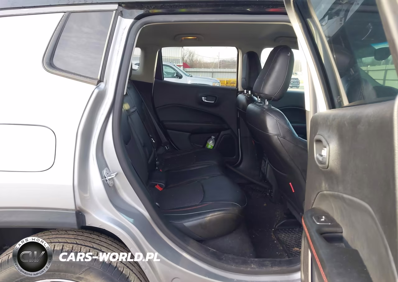 2018 Jeep Compass Trailhawk 4X4 VIN:3C4NJDDB7JT232055 - 8