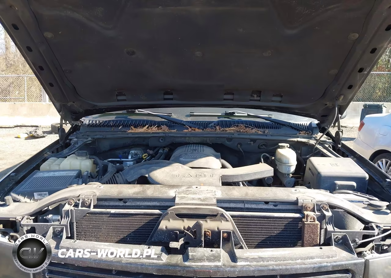 2005 Chevrolet Suburban 1500 Z71 VIN:3GNFK16Z55G117633 - 10