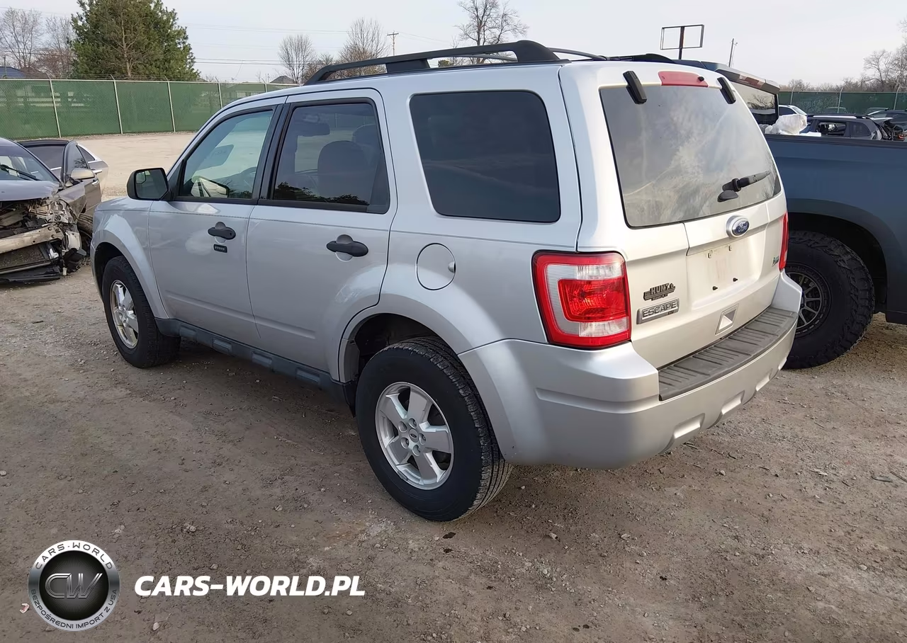 2011 Ford Escape Xlt VIN:1FMCU0DG6BKB22714 - 3