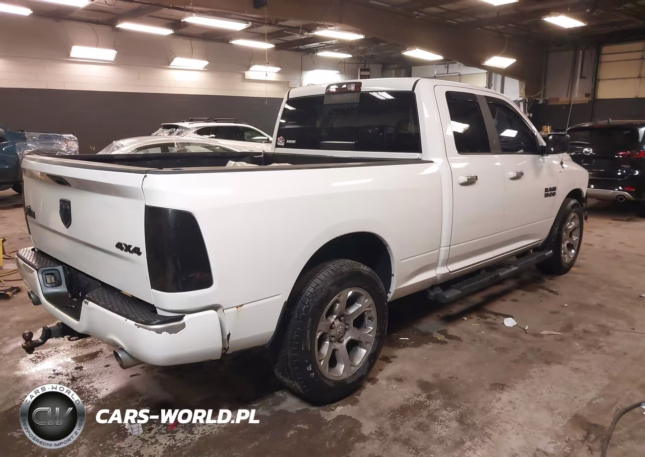 2015 Ram 1500 Big Horn VIN:1C6RR7GT0FS640929 - 4