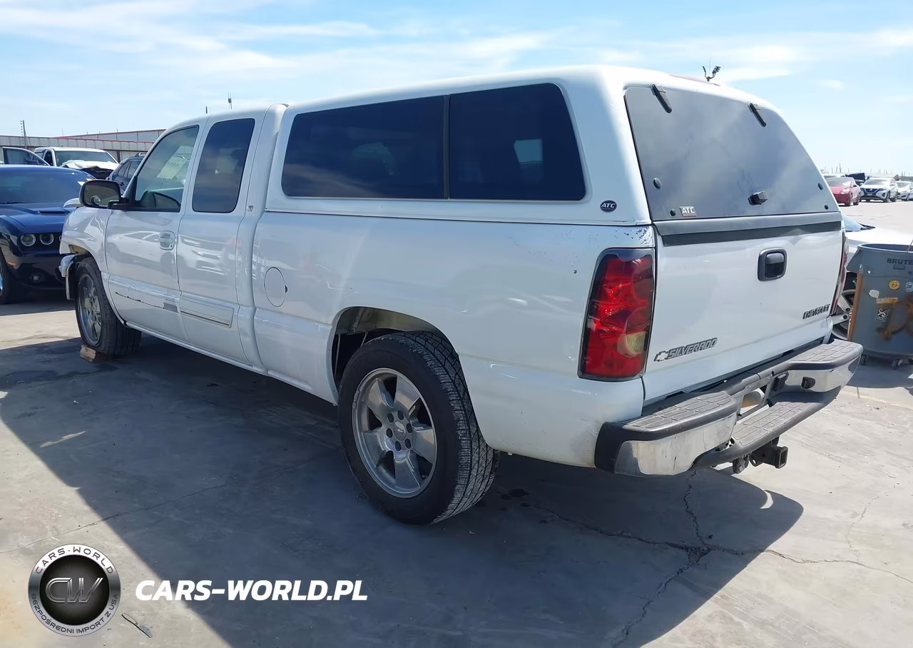 2004 Chevrolet Silverado 1500 Ls VIN:2GCEC19T441231865 - 3