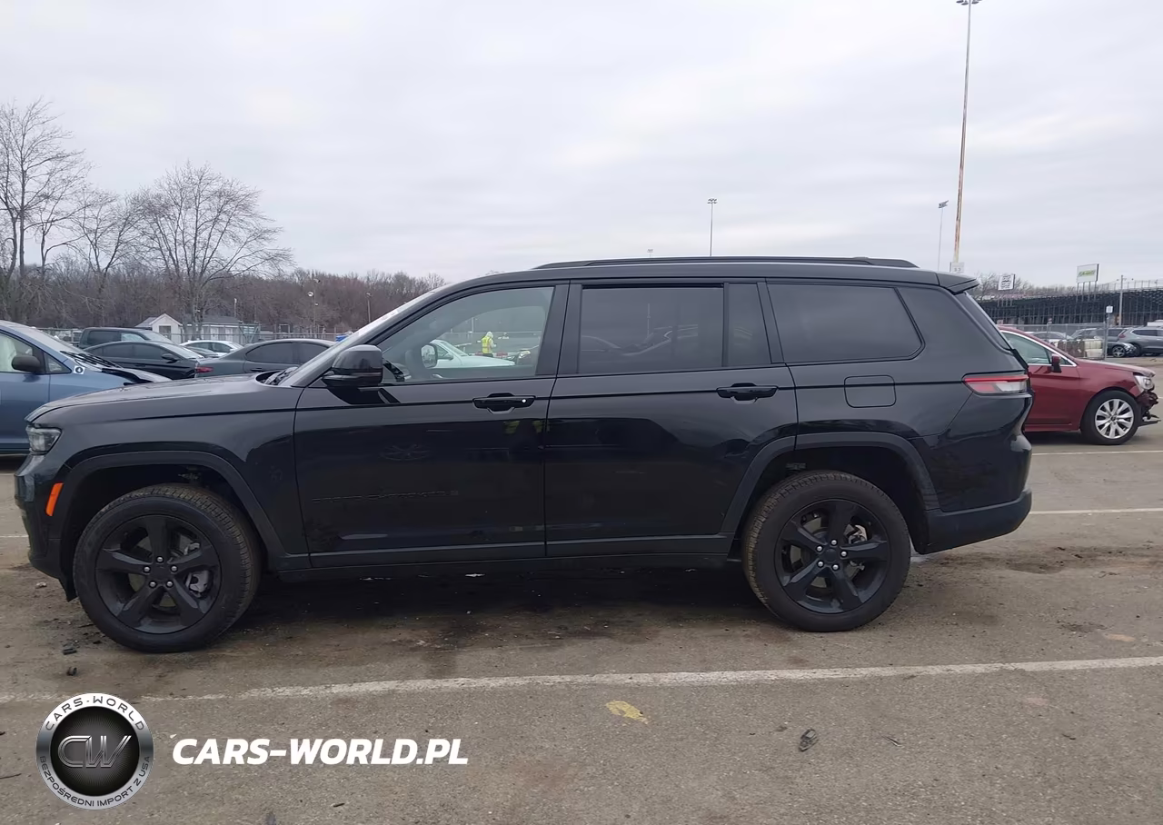 2025 Jeep Grand Cherokee L Limited 4X4 VIN:1C4RJKBG0S8761030 - 14