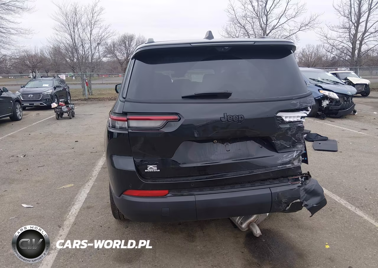2025 Jeep Grand Cherokee L Limited 4X4 VIN:1C4RJKBG0S8761030 - 16