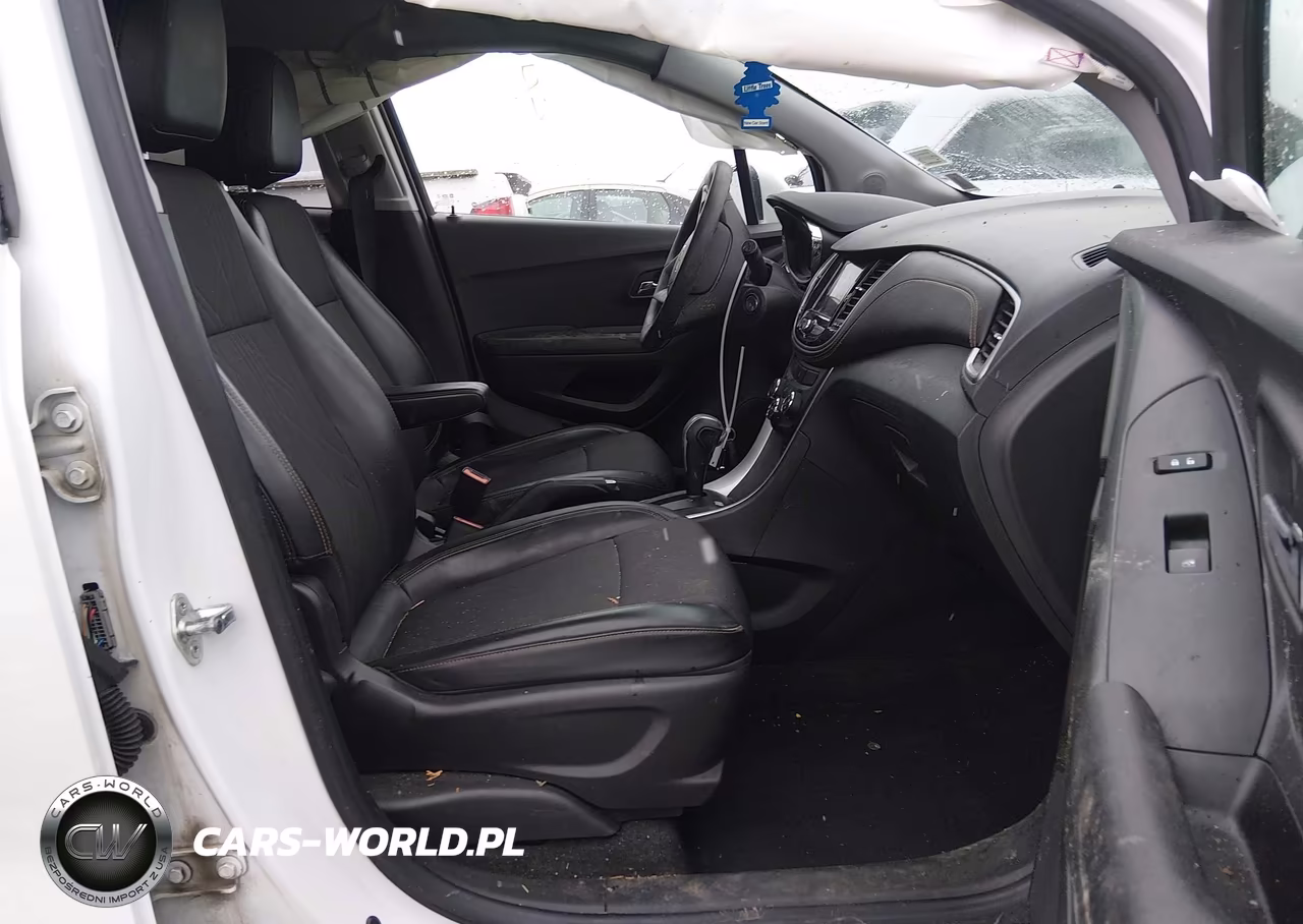 2021 Chevrolet Trax Awd Lt VIN:KL7CJPSM6MB366538 - 5