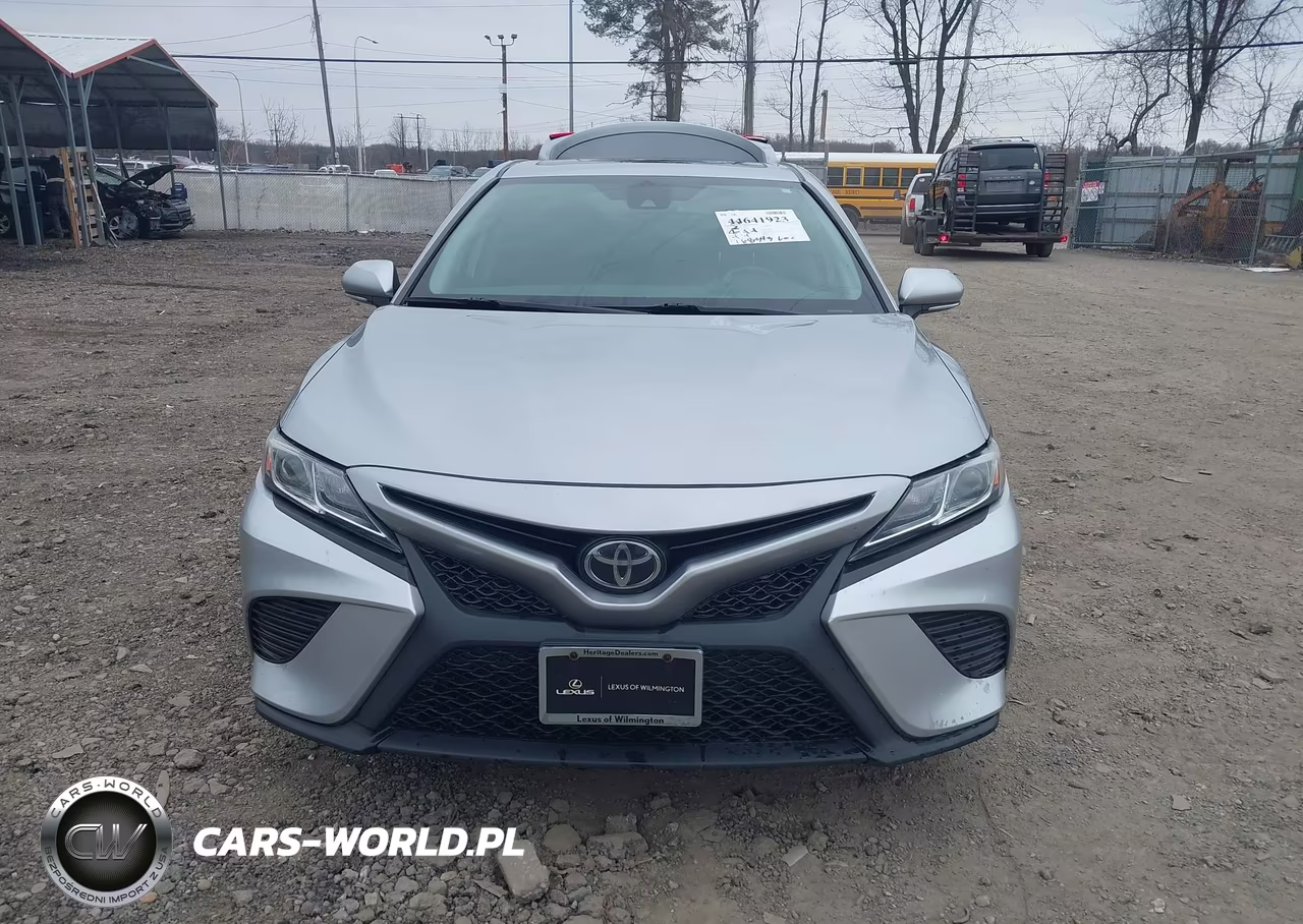 2019 Toyota Camry Se VIN:4T1B11HK2KU195690 - 13