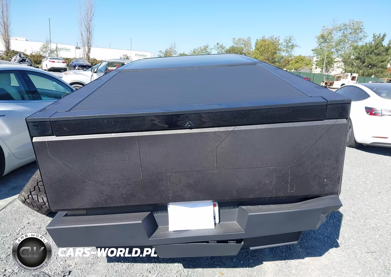 2024 Tesla Cybertruck Cyberbeast VIN:7G2CEHEE6RA017282 - 16