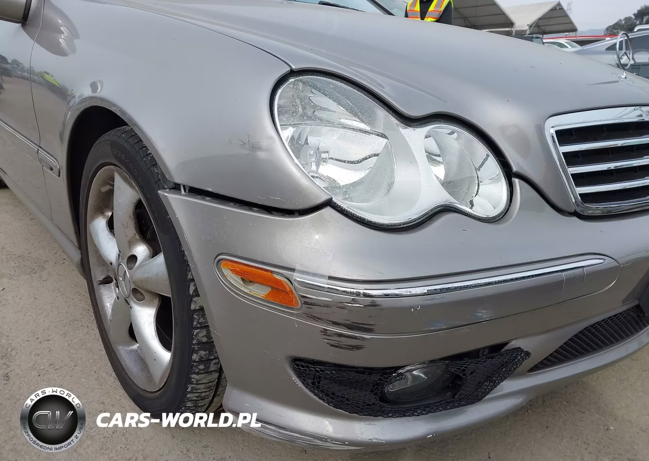 2005 Mercedes-Benz C 230 Kompressor Sport VIN:WDBRF40J65A795965 - 6