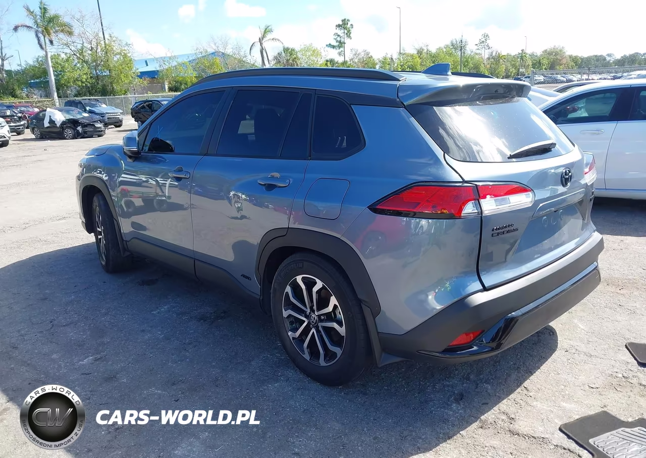 2024 Toyota Corolla Cross Hybrid Se VIN:7MUFBABG6RV044895 - 3