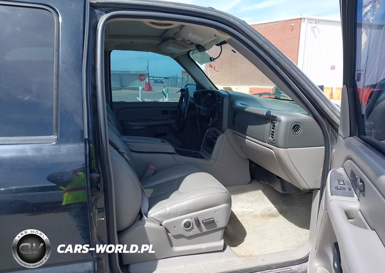2004 Chevrolet Tahoe Lt VIN:1GNEC13Z74R231564 - 5