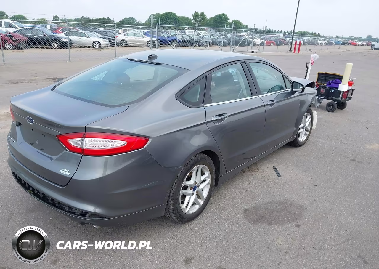 2013 Ford Fusion Se VIN:3FA6P0HR3DR371013 - 4