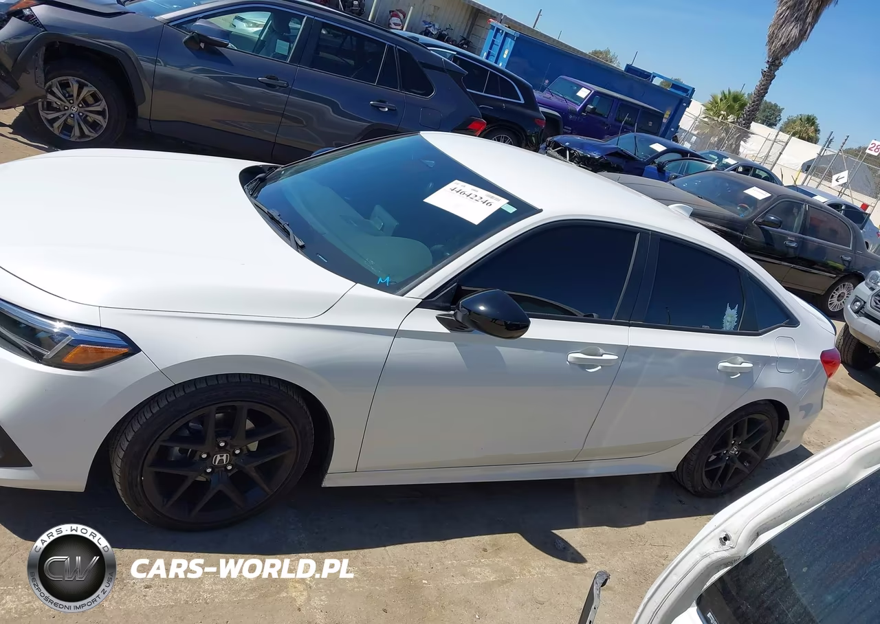 2023 Honda Civic Sport VIN:2HGFE2F52PH557350 - 14