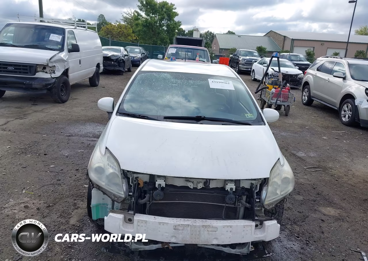 2011 Toyota Prius Two VIN:JTDKN3DU7B1467843 - 13