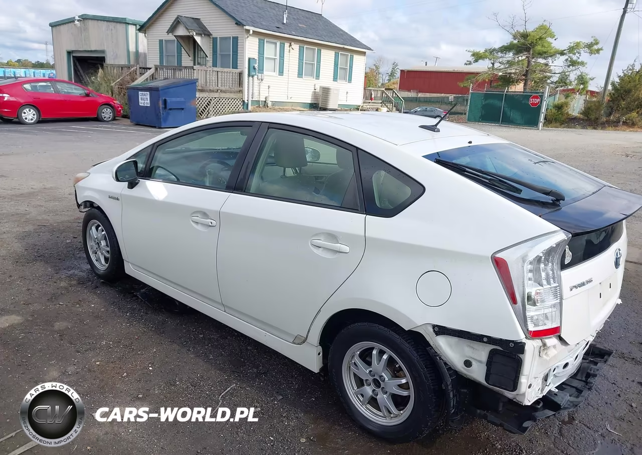 2011 Toyota Prius Two VIN:JTDKN3DU7B1467843 - 3