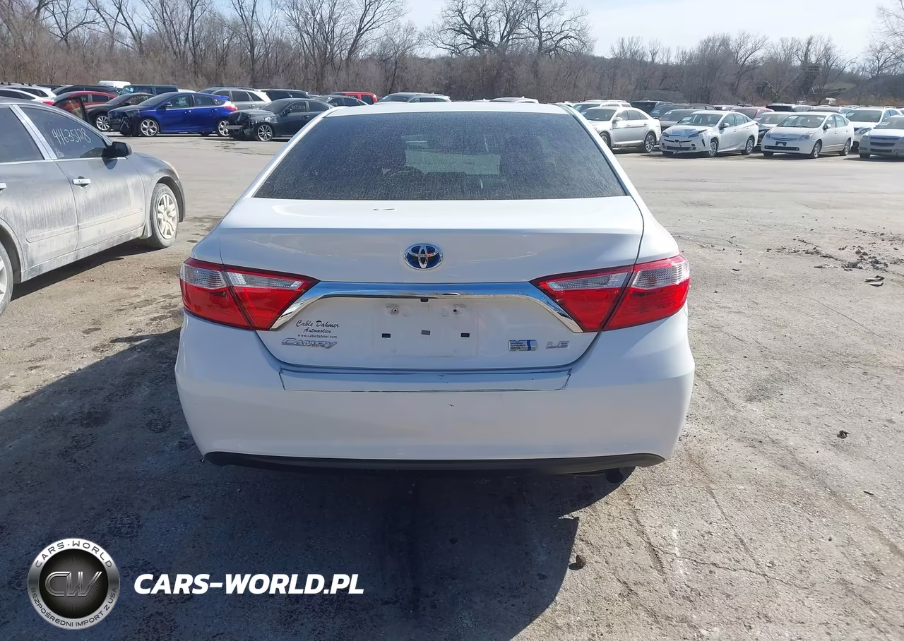 2016 Toyota Camry Hybrid Le VIN:4T1BD1FK1GU188327 - 16