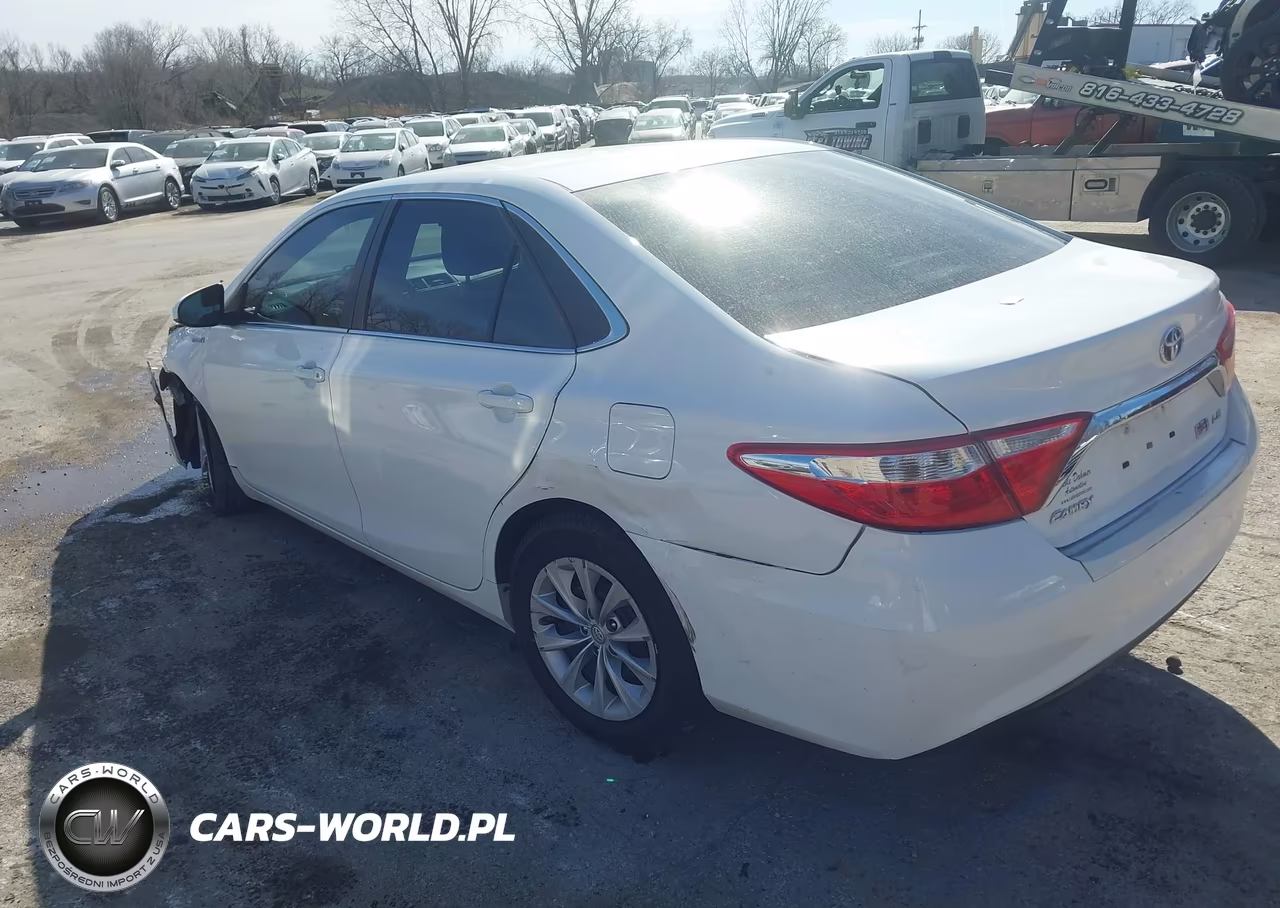 2016 Toyota Camry Hybrid Le VIN:4T1BD1FK1GU188327 - 3