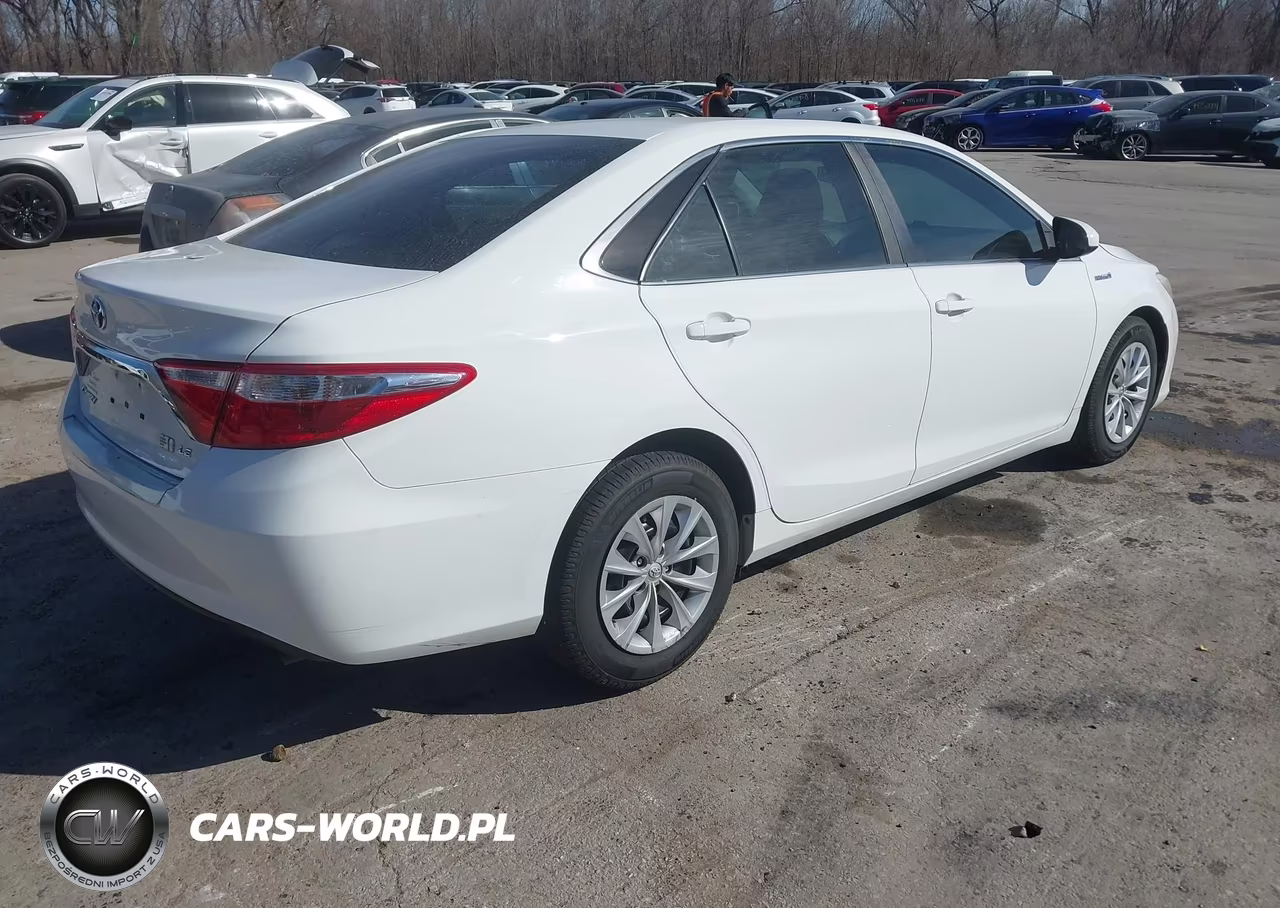 2016 Toyota Camry Hybrid Le VIN:4T1BD1FK1GU188327 - 4