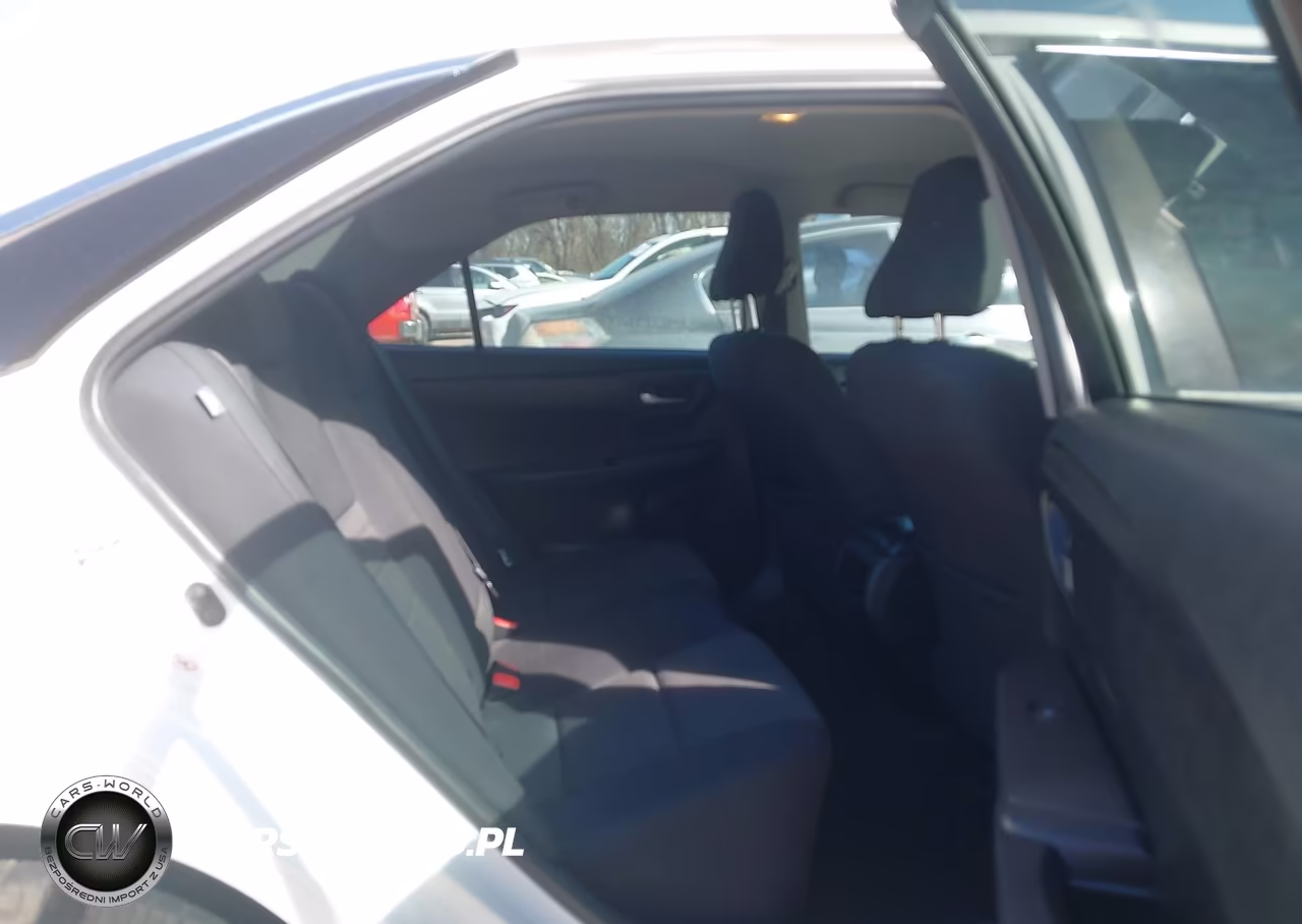 2016 Toyota Camry Hybrid Le VIN:4T1BD1FK1GU188327 - 8