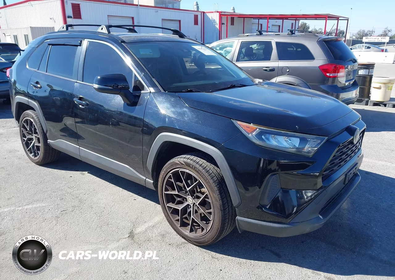 2019 Toyota Rav4 Le – zdjęcie 1 z 18