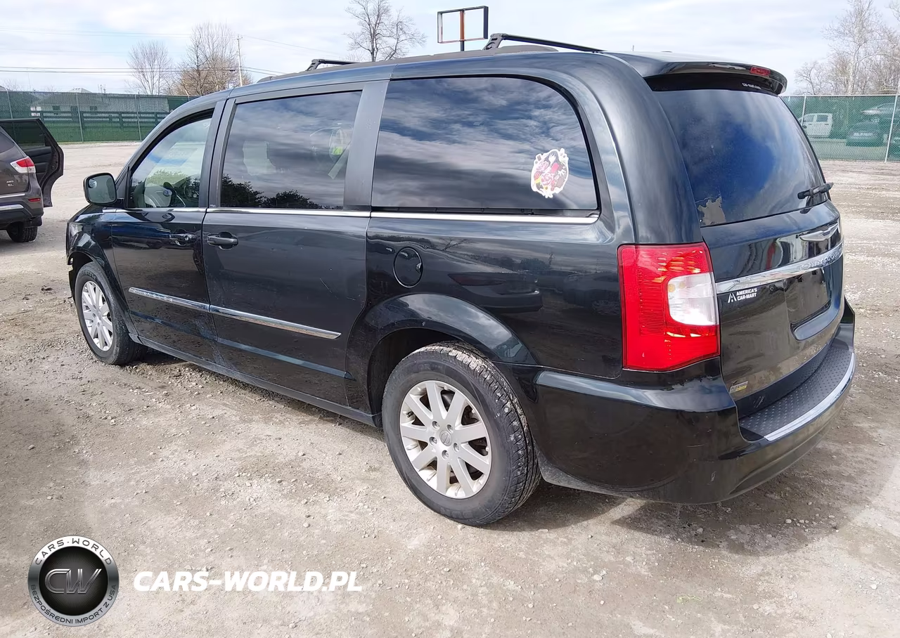 2016 Chrysler Town & Country Touring VIN:2C4RC1BG9GR299860 - 3