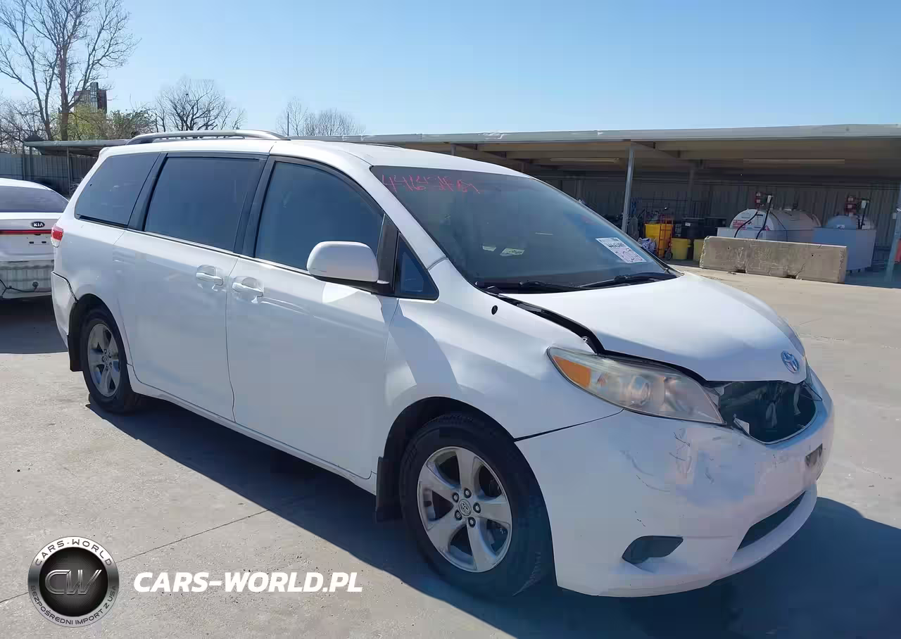 2011 Toyota Sienna Le V6