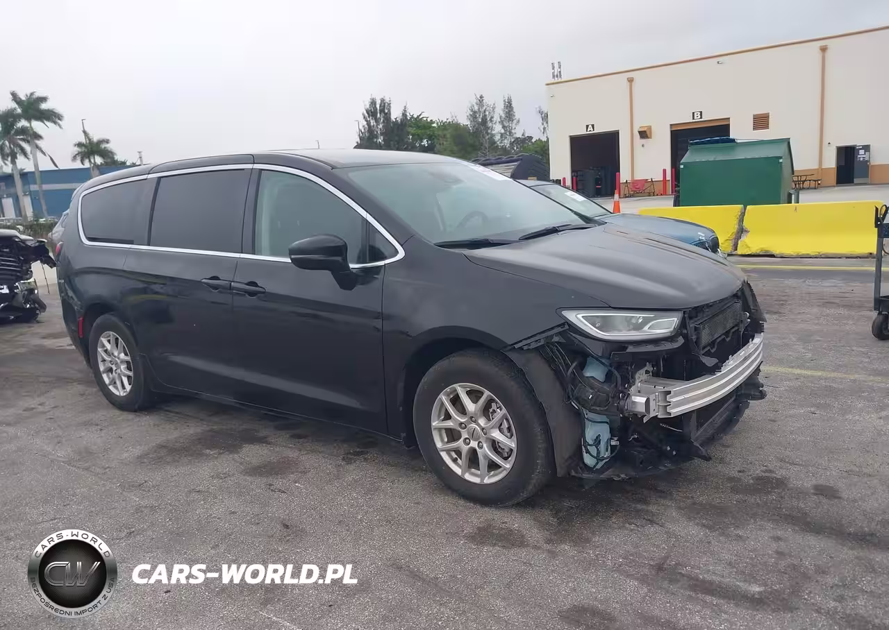 2024 Chrysler Pacifica Touring L