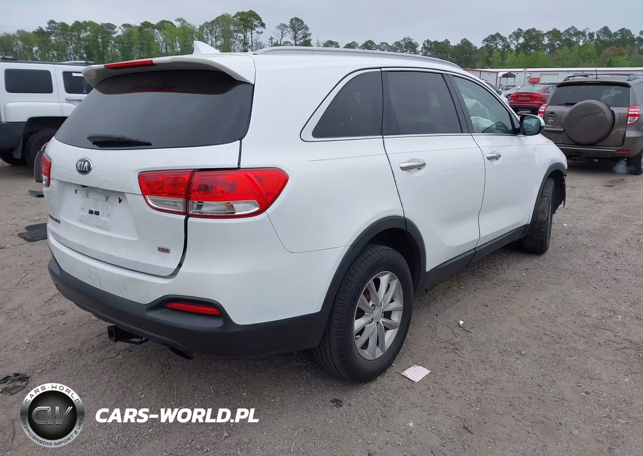 2018 Kia Sorento 2.4L Lx VIN:5XYPG4A3XJG353075 - 4