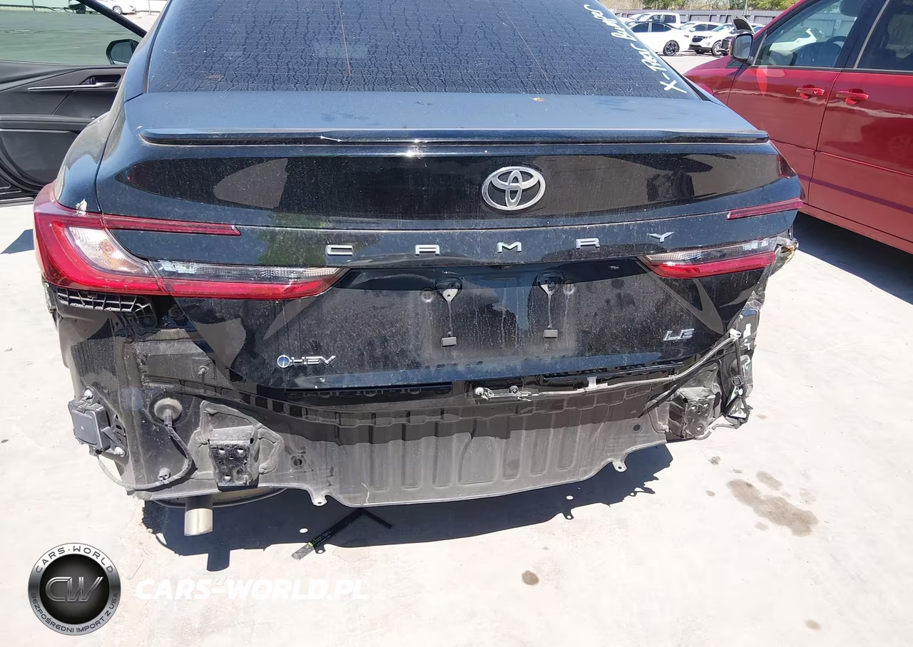 2025 Toyota Camry Le VIN:4T1DAACK1SU534634 - 6