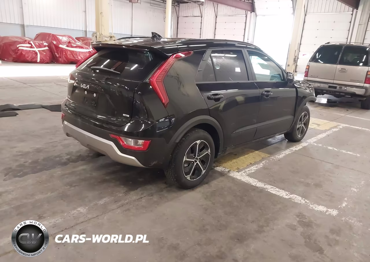 2025 Kia Niro Ex VIN:KNDCR3LE9S5309340 - 4