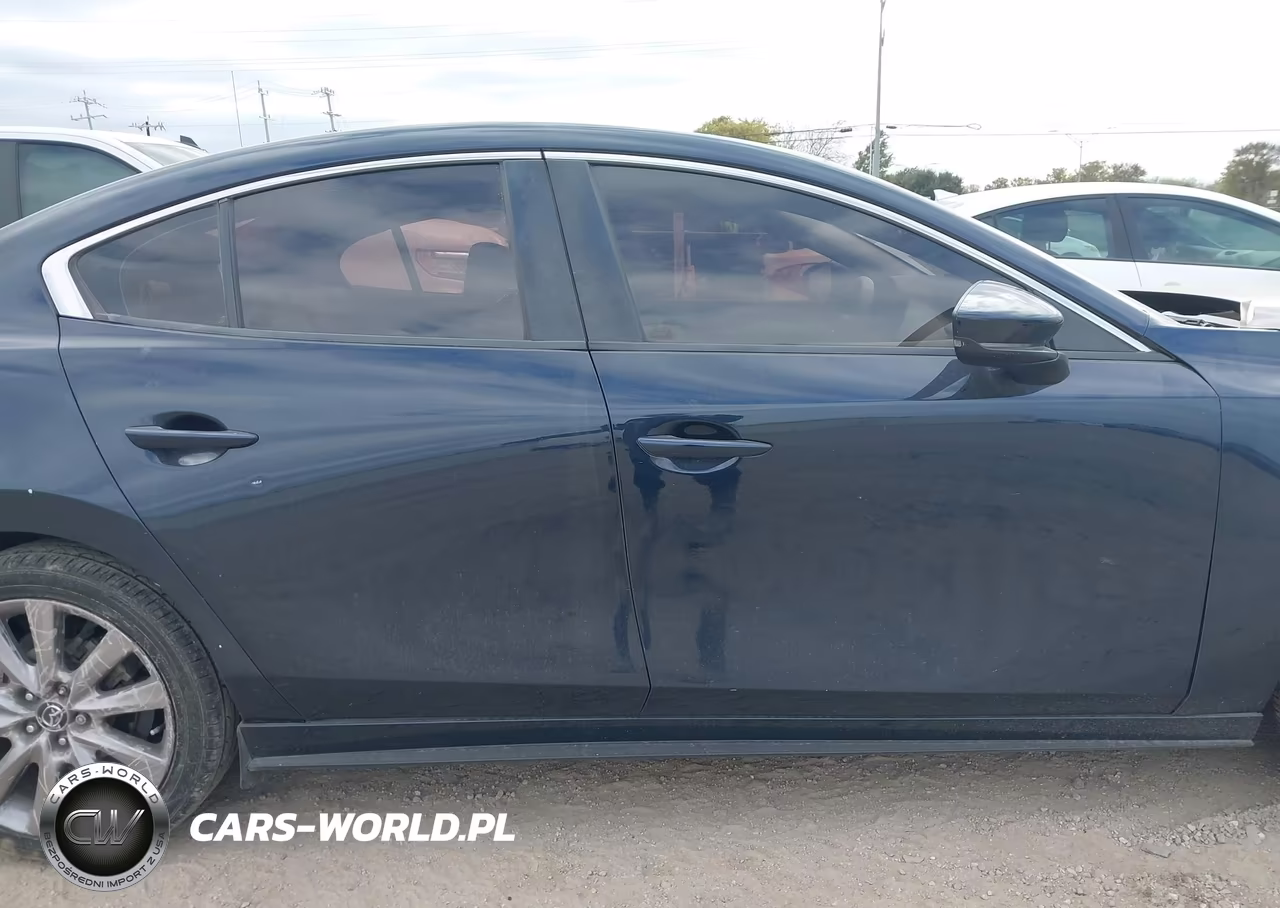 2020 Mazda Mazda3 Select Package VIN:JM1BPACLXL1175807 - 14