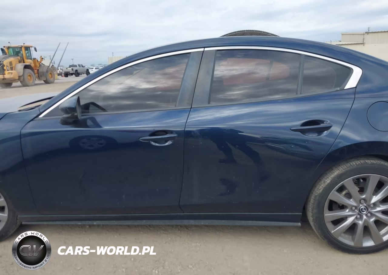 2020 Mazda Mazda3 Select Package VIN:JM1BPACLXL1175807 - 15
