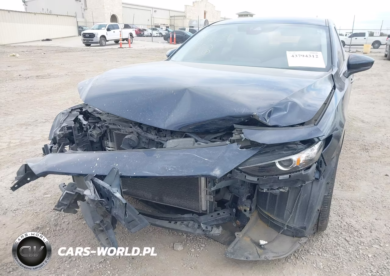 2020 Mazda Mazda3 Select Package VIN:JM1BPACLXL1175807 - 6