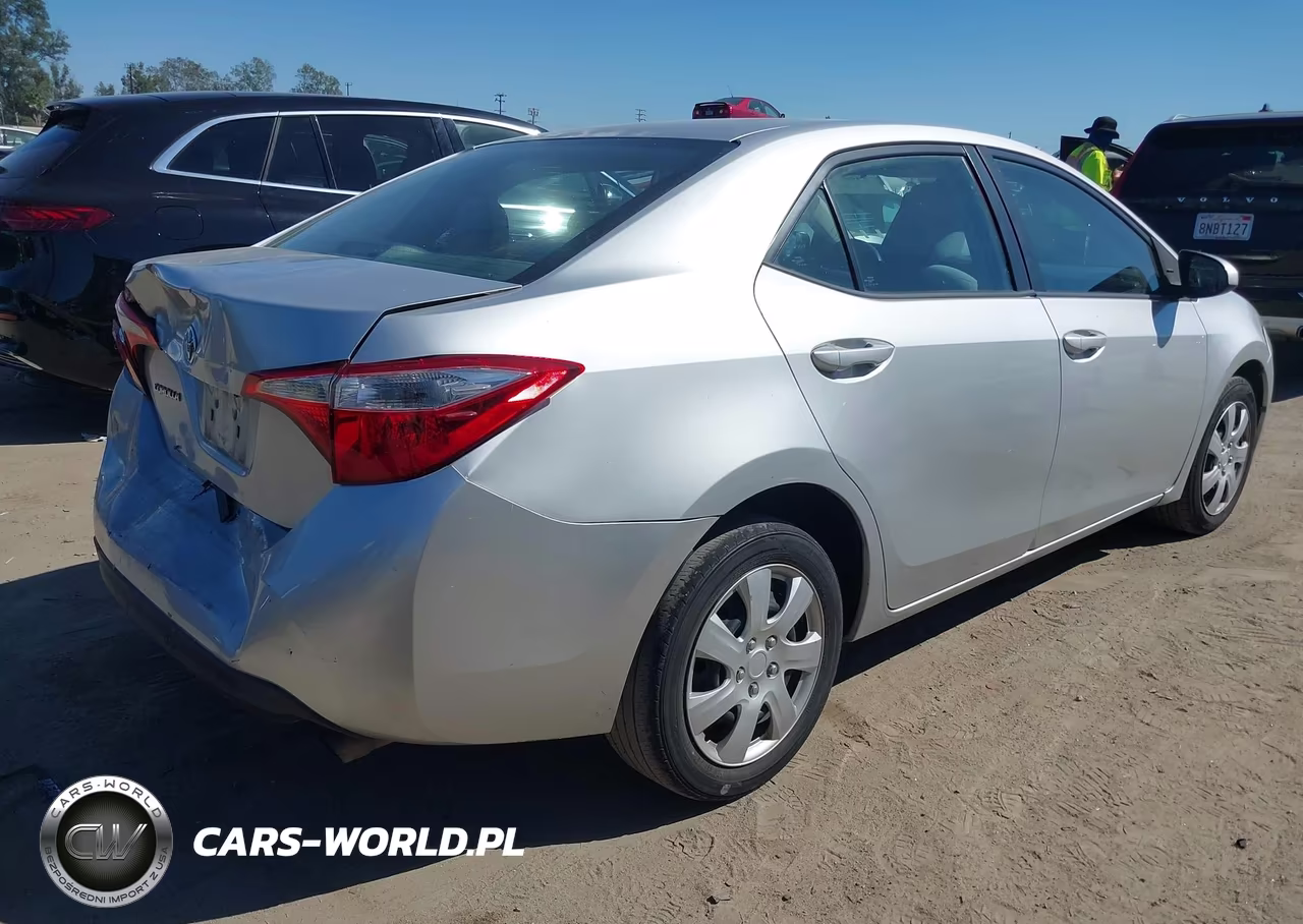 2014 Toyota Corolla Le VIN:5YFBURHE9EP065976 - 4