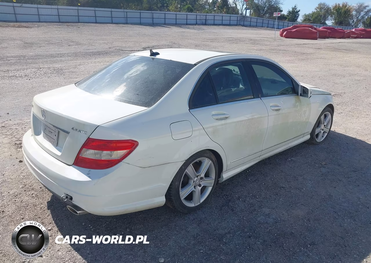 2011 Mercedes-Benz C 300 Sport 4Matic VIN:WDDGF8BB3BR176930 - 4